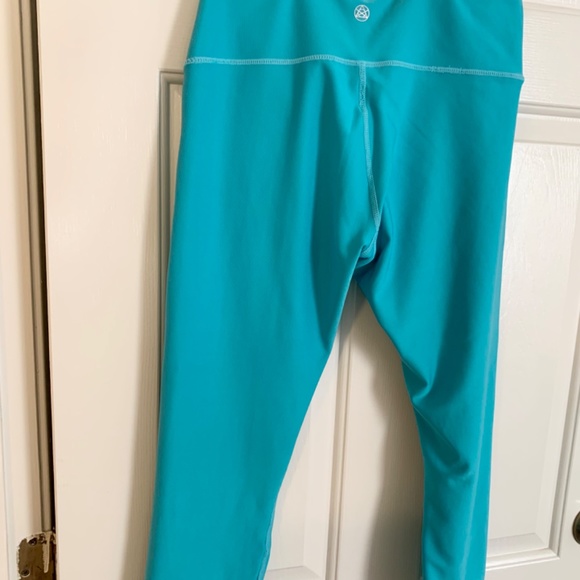 TSLA capri leggings - Picture 6 of 12